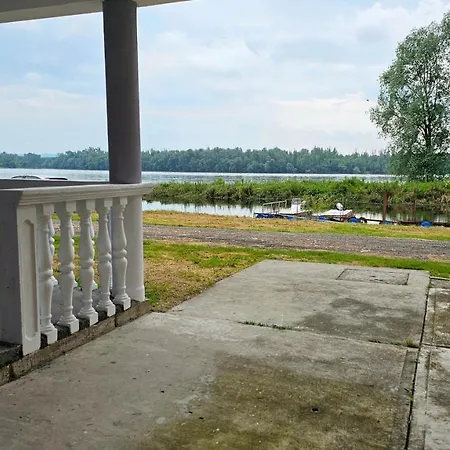River View - Danube Apartment Celarevo